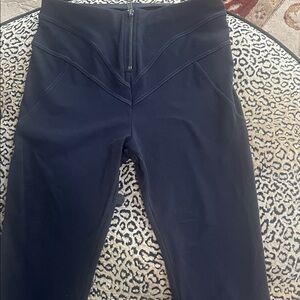 ALO Yoga Black Leggings